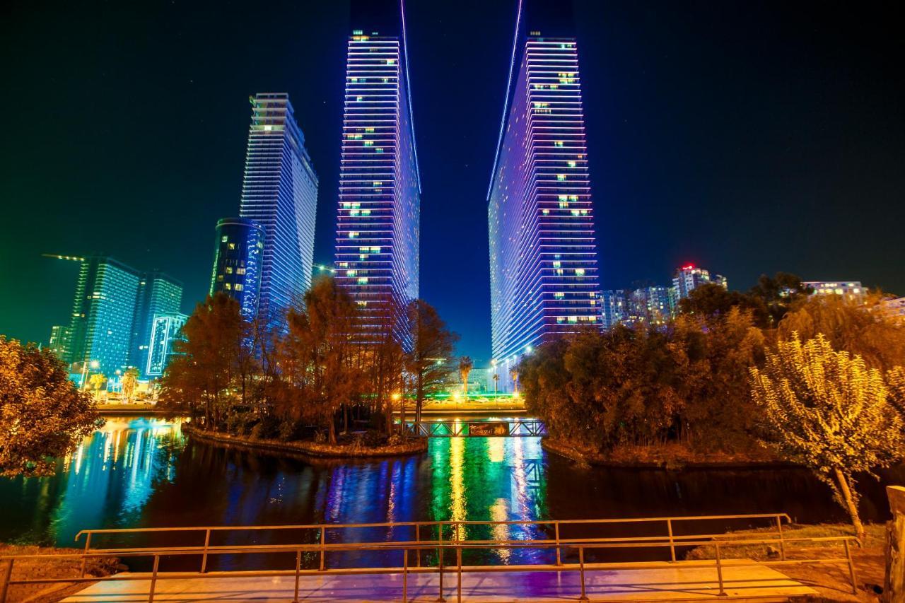 Panorama Orbi City Center Suite Sea View Batumi Zewnętrze zdjęcie
